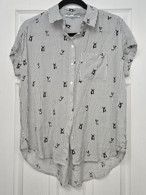 Women's Black and White Striped Short-Sleeve Button-Up French Bulldog Top Small